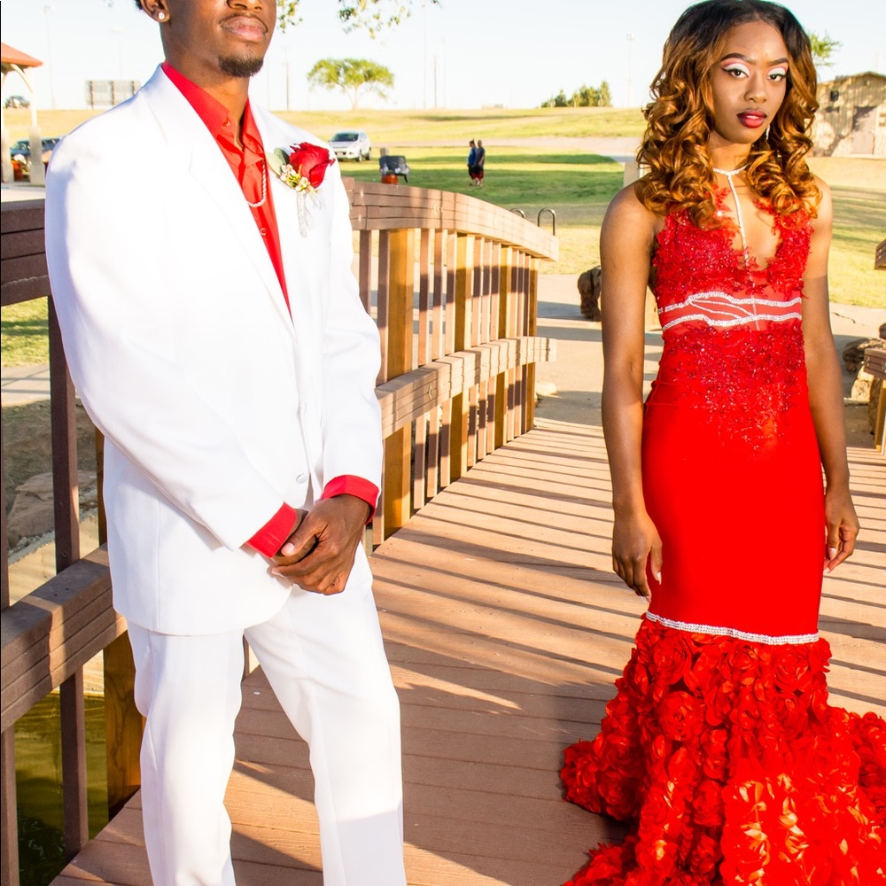 Prom Dress - Picture 3 of 3